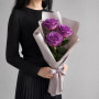 3 фиолетовые розы